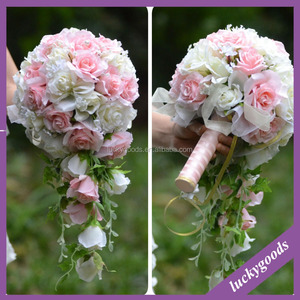 <span class=keywords><strong>Bouquet</strong></span> <span class=keywords><strong>de</strong></span> <span class=keywords><strong>fleurs</strong></span> <span class=keywords><strong>de</strong></span> demoiselle d'honneur élégant <span class=keywords><strong>blanc</strong></span> et rose LBT037 - Product Image 2