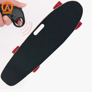 Skateboard électrique ultra-léger avec moteur intégré, planche à roulettes, Skateboard