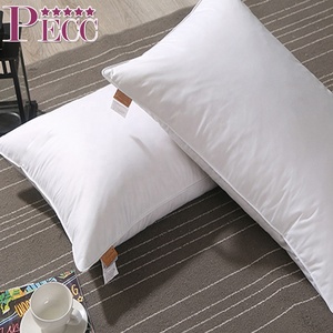 <span class=keywords><strong>Oreiller</strong></span> Hilton de luxe avec duvet de canard et plumes pour le cou dans la literie - Product Image 1