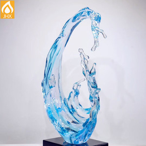 Sculpture en résine artistique de luxe faite à la main, écologique, en polyrésine transparente, design abstrait pour la décoration intérieure, légère et imperméable - Product Image 4