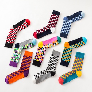 2021 vendita calda da <span class=keywords><strong>uomo</strong></span> <span class=keywords><strong>divertenti</strong></span> calzini colorati con Logo personalizzato 44 colori a righe a quadri in cotone diamantato antiscivolo Casual per la stagione primaverile - Product Image 6