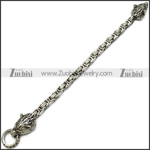 Nouveau design Bracelet motard en acier inoxydable gravé argenté avec motif animalier deux loups en lutte pour cadeau d'anniversaire ou de fête - Product Image 4