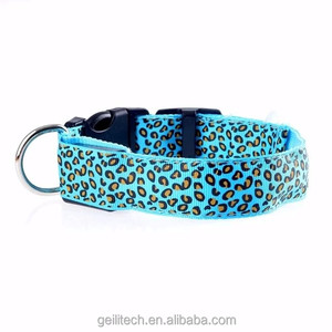Fournir <span class=keywords><strong>collier</strong></span> de chien de mode de <span class=keywords><strong>Grain</strong></span> de Léopard Conception réfléchissant clignotant led <span class=keywords><strong>collier</strong></span> de chien - Product Image 3