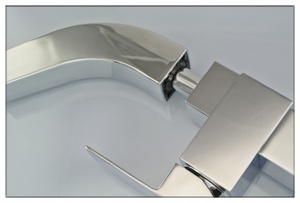Rubinetti estraibili per lavello termostatico con funzionalità a maniglia singola in ottone cromato per l'installazione del bagno con foro singolo - Product Image 6