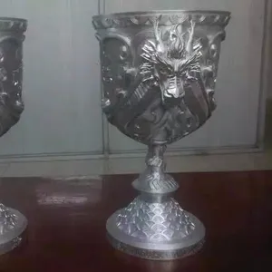 Jingzhanyi Fábrica de Moldes fabrica troféus de metal, troféu design 17 anos de experiência em exportação e fabricação de