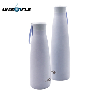 Bouteille d'eau isolée à bouche étroite thermos en acier inoxydable à <span class=keywords><strong>surface</strong></span> caoutchoutée pour filles - Product Image 4