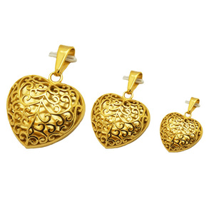 Ciondolo a Forma di Cuore in Filigrana Placcato Oro in Acciaio Inossidabile, Gioiello di Coppia Cinese alla Moda - Product Image 1