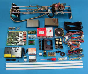 Machine à griffes de type Toy Story de Taiwan avec deux toboggans, LED clignotants, sélecteur de pièces multiples, W820*D860*H1920mm, à vendre - Product Image 4