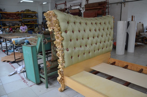 Tissu <span class=keywords><strong>vert</strong></span> matelassé en bois Style Baroque, nouveau Design, pour <span class=keywords><strong>lit</strong></span> King Size, meubles de chambre à coucher, <span class=keywords><strong>lit</strong></span> de mariage en bois romatique - Product Image 4