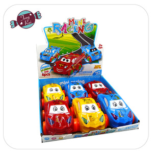 Fabrication en usine camion à inertie dessin animé jouet bonbons en plastique design mignon voiture jouet colorée pour enfants jouet de bonbons