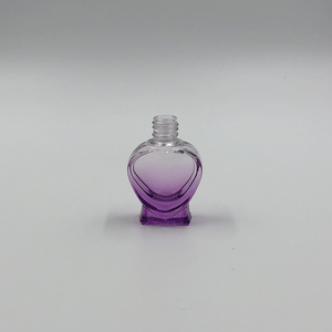 Flacone Spray per Profumo in Vetro a Forma di Cuore Colorato <span class=keywords><strong>10</strong></span> <span class=keywords><strong>ml</strong></span> - Product Image 4