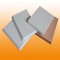 Tuiles de plafond acoustiques modernes en laine de verre carrée, ignifuges, en fibre de verre, ISO 9001:2008, isolation thermique avec boîte en carton