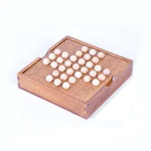 Gioco da tavolo in marmo con pezzi di scacchi da tavolo giochi solitari in legno