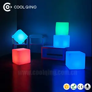 CE RoHS 16 Warna Mood Light Mengubah Cube LED Tempat Duduk Furniture LED Display Kubus