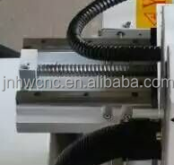 Mini fraiseuse CNC / Mini routeur CNC portable pour le bois / le métal