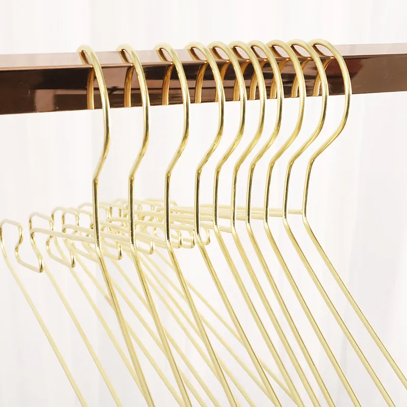 Golden Metal Kleding Shirts Hanger Met Groef Sterke Draagkracht Jassen Pak Hanger, Kleding Cabide Opknoping Rek Hangers