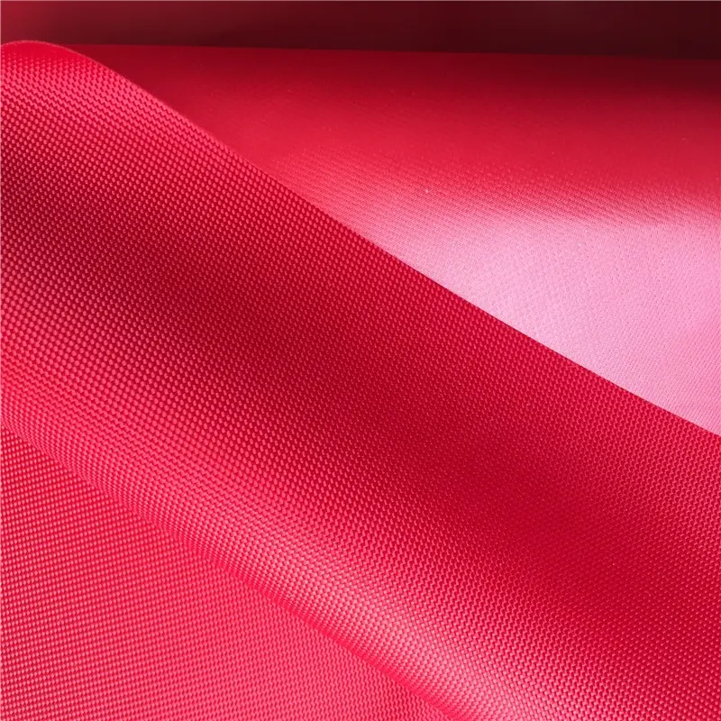 Commercio all'ingrosso della fabbrica di 420D rosso rivestito in PVC Oxford impermeabile all'aperto tenda bagaglio tessuto
