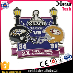 Al por mayor arte estudiantes graduación regalo película metal lapel pin fabricante - Product Image 6