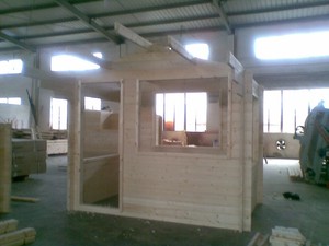 Casa prefabricada <span class=keywords><strong>de</strong></span> madera maciza al mejor precio, casa <span class=keywords><strong>de</strong></span> madera prefabricada, casa <span class=keywords><strong>de</strong></span> jardín - Product Image 6