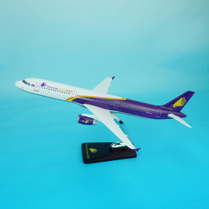 Cambodia Angkor Airlines <span class=keywords><strong>A321</strong></span> 44.5cm โมเดลรถโดยสารประจำทางเรซิ่น - Product Image 1
