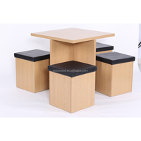 Bens — ensemble Table à manger et 4 tabourets, en Faux cuir et chêne, 5 pièces