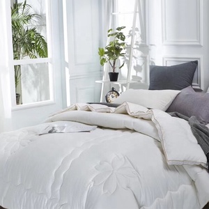 Comfortable and Healthy Soybean Protein Fiber Warm Soybean Protein Compound <strong>Winter</strong> <strong>Quilt</strong> - Product Image 3