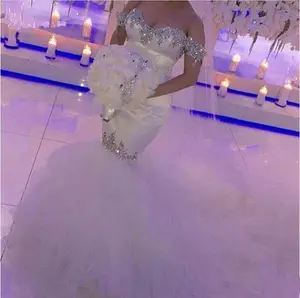 Robe de mariée sirène à épaules dénudées marque vente chaude tribunal train luxe cristal strass tulle robes de mariée