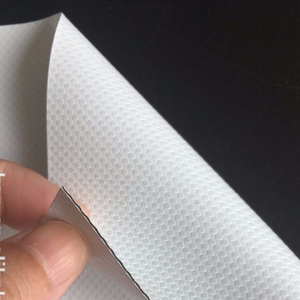 Bạt phủ xe tải PVC tráng phủ 1000D, chống thấm, cản sáng màu trắng, rất nặng, dùng làm bạt phủ nệm - Product Image 3