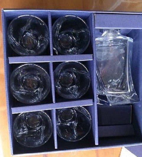 high clear fashion designed wholesale wine glass set whiskey decanter set 1 bottle 4 cups