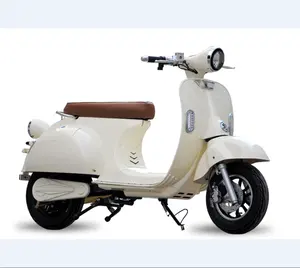 中国供应商2轮电动摩托车1000w无刷60v 20ah成人便宜电动踏板车