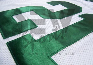 Maillot de football américain haut de gamme, fabriqué en polyester extensible avec technologie d'évacuation de l'humidité pour une performance supérieure sur le terrain - Product Image 5