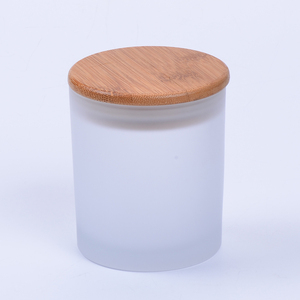 Lilin toples kaca buram dengan tutup bambu hitam lentera elegan & penahan - Product Image 6