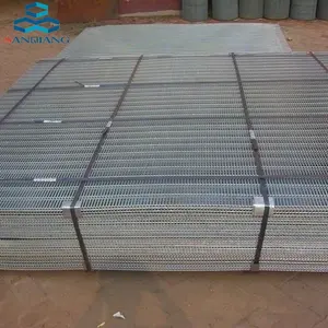 Sản Xuất Trang Trí Pvc Tráng Dây 5X5 Hàn Dây Lưới