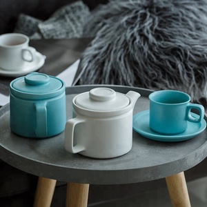 Hecho a mano de superficie <span class=keywords><strong>mate</strong></span> de color sólido barato Europea té ollas juego de té de porcelana <span class=keywords><strong>con</strong></span> las tazas de té - Product Image 5