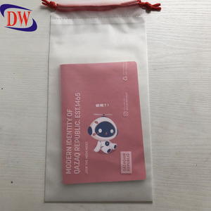 Frosted CPE dây rút quần áo đóng gói Matte kết thúc nhựa <span class=keywords><strong>Poly</strong></span> Túi - Product Image 2