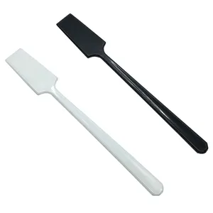 Spatule cosmétique en plastique dur, pratique, mélange de blanc et noir, 5 pouces, 1 pièce