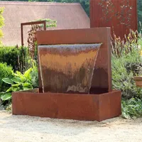 Grande fontaine d'eau en acier, cordage d'extérieur, avec piscine