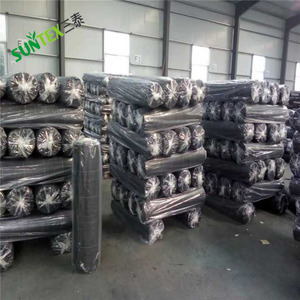 Couverture <span class=keywords><strong>de</strong></span> sol en tissu barrière contre les mauvaises herbes pour la plantation, 100GSM 4x100M tissu <span class=keywords><strong>de</strong></span> paillis anti-mauvaises herbes - Product Image 6