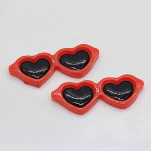 100 Chiếc Kính Râm Trái Tim Hỗn Hợp Đồ Thủ Công Trang Trí Bằng Nhựa Dẻo Bộ Sưu Tập Ảnh Phụ Kiện Tự Làm Đáy Phẳng Có Nút Phụ Kiện - Product Image 4