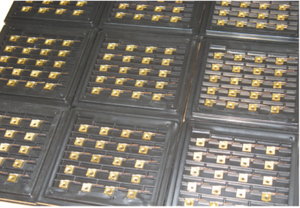 Hồng Ngoại <span class=keywords><strong>Laser</strong></span> Diode IR 808nm C-Mount 5 <span class=keywords><strong>Watt</strong></span> 5000Mw Thông Qua Lỗ - Product Image 5