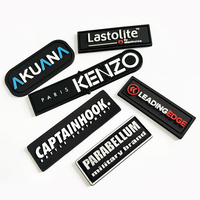 Patch en caoutchouc PVC 3D personnalisé avec logo pour trou d'écouteurs, étiquette en TPU pour couture de vêtements
