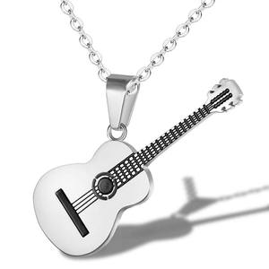 <span class=keywords><strong>Collana</strong></span> con Ciondolo a Forma di Chitarra in Acciaio Inossidabile Titanio Bicolore Oro per Gioielli da Uomo - Product Image 5