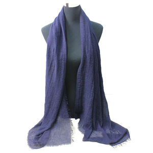 حجاب من قطن فيسكوز ناعم جديد بحجم كبير أوشحة سادة قابلة للتجعيد - Product Image 5