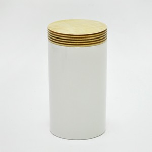 Recipiente de cerámica con tapa redonda grande de MDF blanco - Product Image 1