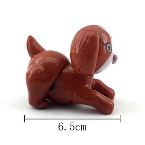 Mainan Anak Klasik Anjing Plastik Kecil yang Berjalan dengan Mekanisme Putar - Product Image 3