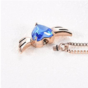 Corazón de cristal y alas de Ángel, collar de recuerdo de cenizas, joyería de cremación para cenizas, piedra natal - Product Image 2