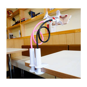 2024 gadget <span class=keywords><strong>de</strong></span> cuisine clip rotatif à 360 degrés <span class=keywords><strong>sur</strong></span> le support latéral du bureau support <span class=keywords><strong>de</strong></span> clip <span class=keywords><strong>de</strong></span> téléphone - Product Image 1