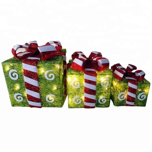 Décoration de jardin d'extérieur saisonnière Noël Fête de Noël Boîte à cadeaux en rotin éclairée par LED Décoration de Noël - Product Image 2