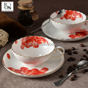 <span class=keywords><strong>Tazas</strong></span> <span class=keywords><strong>de</strong></span> té <span class=keywords><strong>de</strong></span> flores importadores en el oriente medio/campana forma <span class=keywords><strong>de</strong></span> <span class=keywords><strong>tazas</strong></span> <span class=keywords><strong>de</strong></span> <span class=keywords><strong>porcelana</strong></span> y platos/cerámica set <span class=keywords><strong>te</strong></span> - Product Image 2