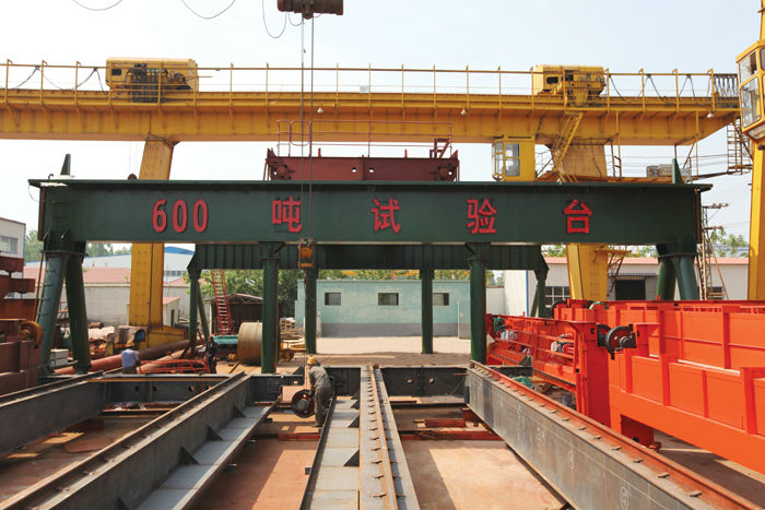 10T A6 Double Girder Overhead Bridge Crane 22m With Grab Magnet